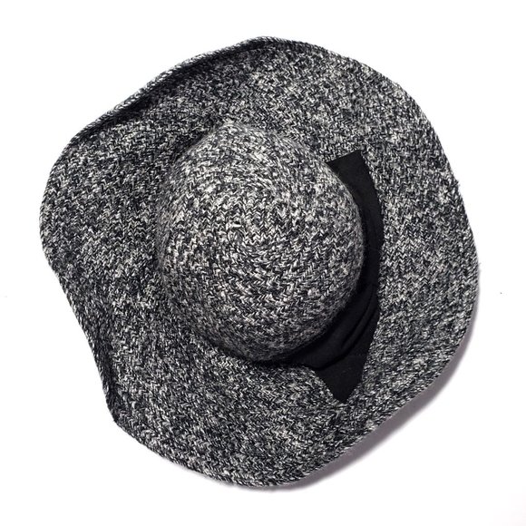 Jessica Simpson Floppy Sun Hat in Grey with Black Bow accent - Picture 5 of 11